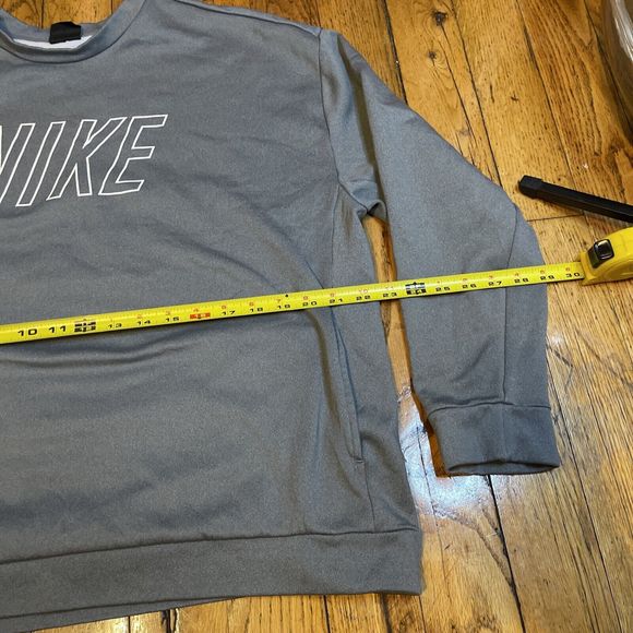 Nike Gray Sweater Men’s Large - Picture 5 of 5